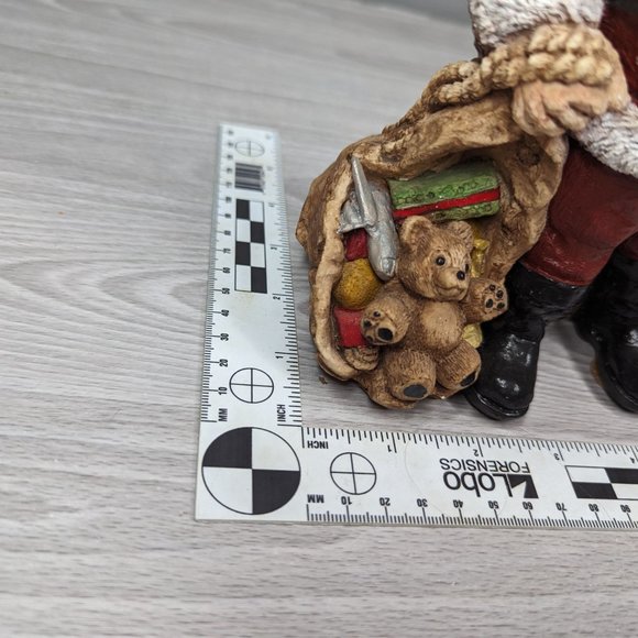 Vintage United Design Legends of Santa Clause Kris Kringle with Puppies Figure - Picture 11 of 13